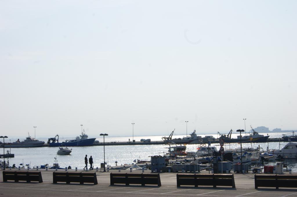 Agi Port De Rosas Daire Dış mekan fotoğraf